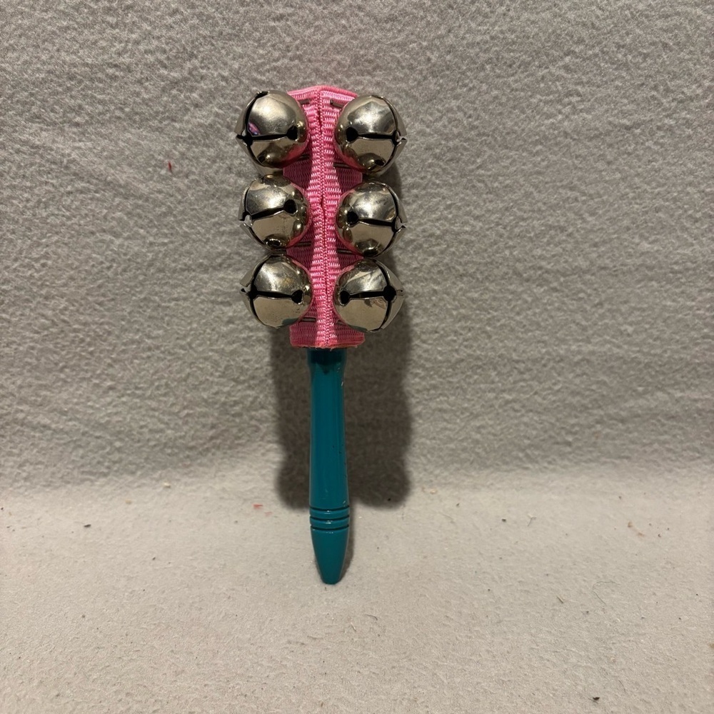 Vintage 12 Sleigh Bells Musical Grogger hand held wood handle chincalho colorful